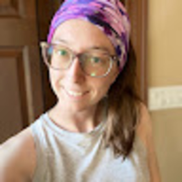 Meet your Posher, Audrey - Picture 1 of 1